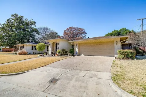 2608 Hartwood Drive Fort Worth TX 76109