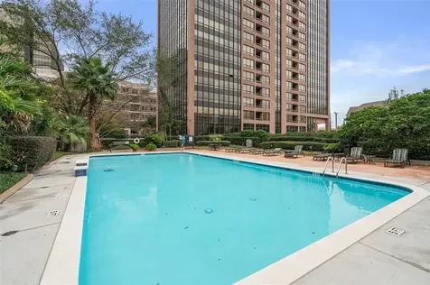 5150 Hidalgo Street 1503 Houston TX 77056