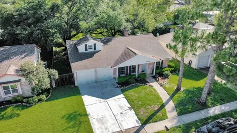 12122 Dorrance Lane Meadows Place TX 77477