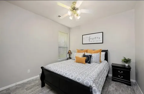 814 N Elder Grove Drive N Pearland TX 77584