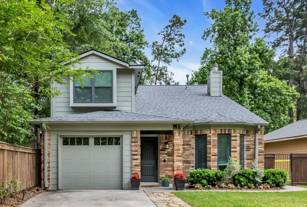 11 Barnstable Place The Woodlands TX 77381