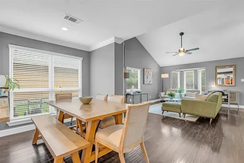 11 Barnstable Place The Woodlands TX 77381