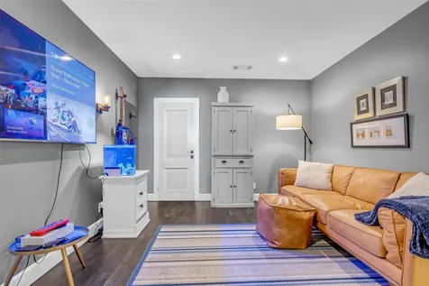 11 Barnstable Place The Woodlands TX 77381