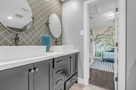11 Barnstable Place The Woodlands TX 77381