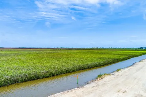 Lot 40 S Tuna Avenue Crystal Beach TX 77650