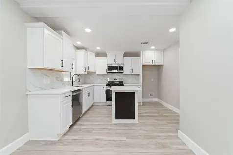1416 E Avenue B Bay City TX 77414