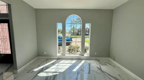 14802 Belterraza Drive Houston TX 77083