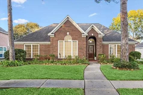 2021 Castlewind Court League City TX 77573
