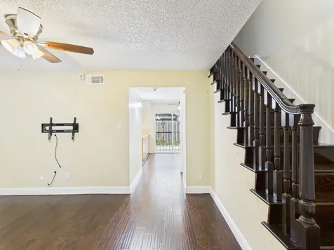6416 Bankside Drive 42 Houston TX 77096