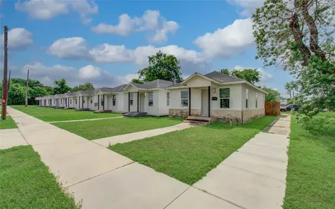 4902 Lee Street Houston TX 77020