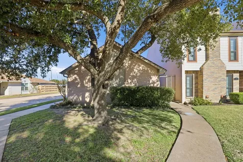 1 Wellington Park Baytown TX 77520