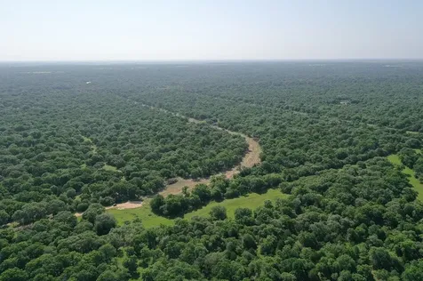 00 Private Road 1581 Road Hallettsville TX 77964