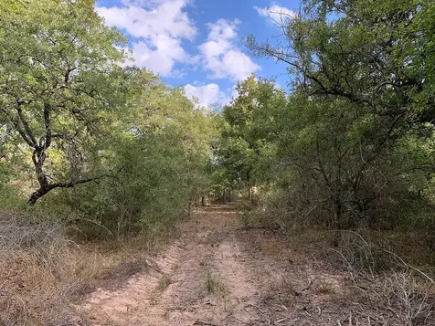 00 Private Road 1581 Road Hallettsville TX 77964