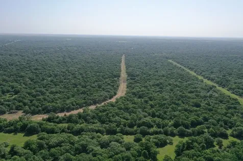 00 Private Road 1581 Road Hallettsville TX 77964