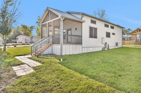 12922 Longstreet Dr Road 711 Willis TX 77318