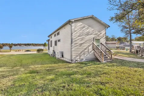 12922 Longstreet Dr Road 711 Willis TX 77318