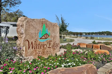 12922 Longstreet Dr Road 711 Willis TX 77318