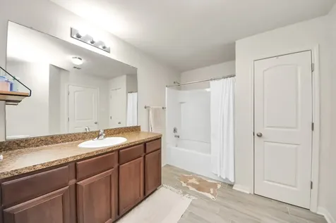 2430 Regatta Lane Texas City TX 77568