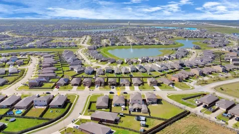 2430 Regatta Lane Texas City TX 77568