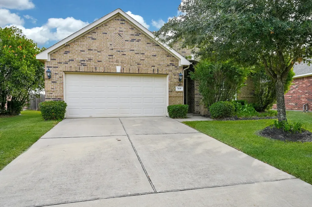 7435 Garland Mist Lane Richmond TX 77407