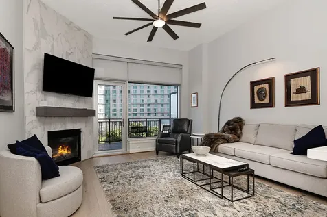 3 Waterway Court 5c The Woodlands TX 77380