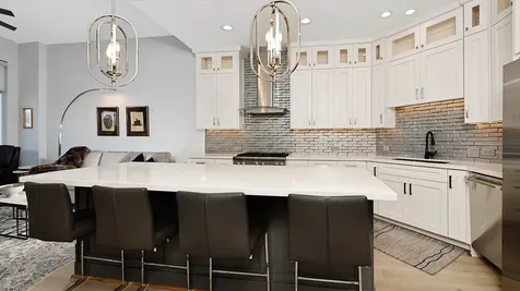 3 Waterway Court 5c The Woodlands TX 77380
