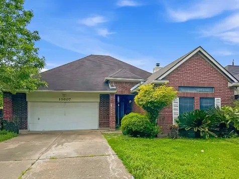 13607 Sable Lane Houston TX 77014