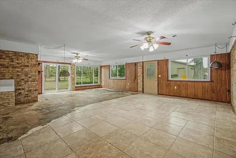 4473 Fm 2518 Road Cleveland TX 77327