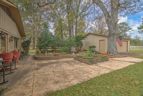4473 Fm 2518 Road Cleveland TX 77327