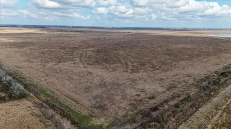 0000 Hwy 73 N Winnie TX 77665