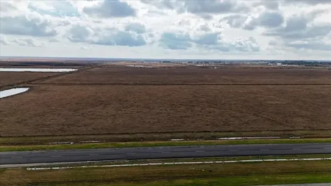 0000 Hwy 73 N Winnie TX 77665