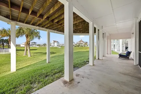 25711 Spotted Sandpiper Drive Galveston TX 77554