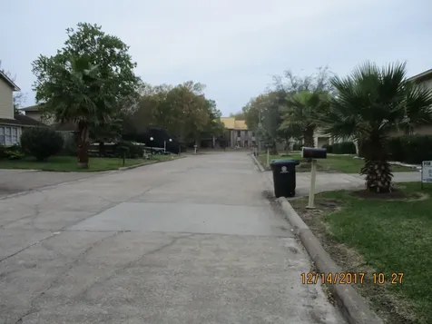 10826 Sugar Hill Drive B Houston TX 77042