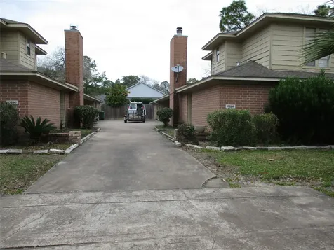 10826 Sugar Hill Drive B Houston TX 77042