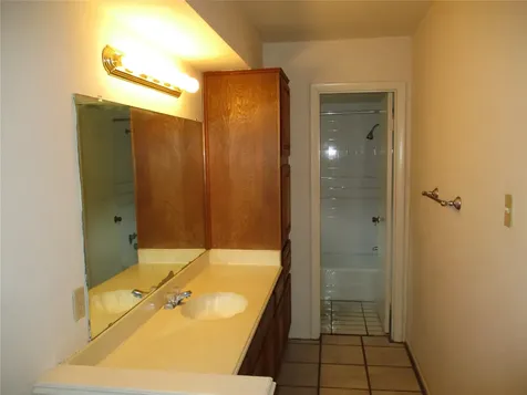 10826 Sugar Hill Drive B Houston TX 77042