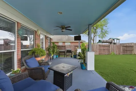 6621 Blue Hollow Lane Dickinson TX 77539