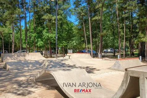 54 Longsford The Woodlands TX 77382