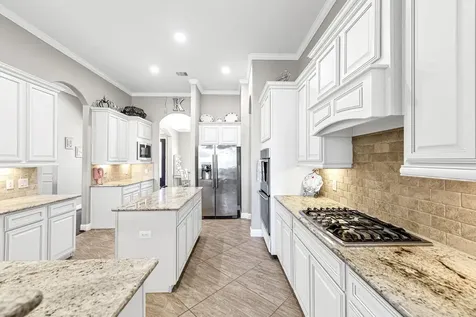 6710 Cottonwood Crest Lane Katy TX 77493