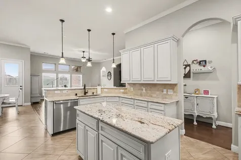 6710 Cottonwood Crest Lane Katy TX 77493