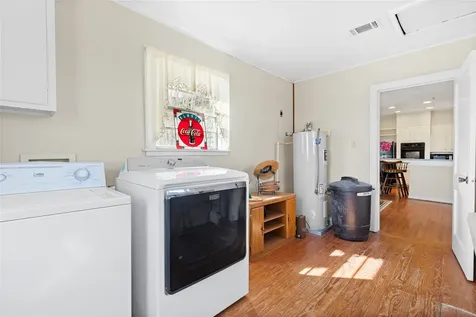 18218 Buck Road Washington TX 77880
