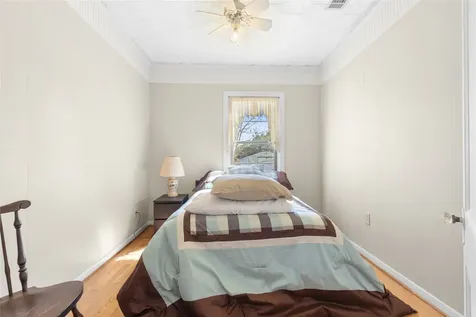 18218 Buck Road Washington TX 77880