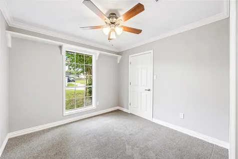 9806 Tanager Lane Conroe TX 77385