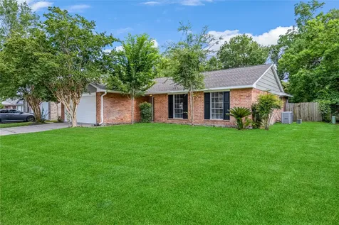 9806 Tanager Lane Conroe TX 77385