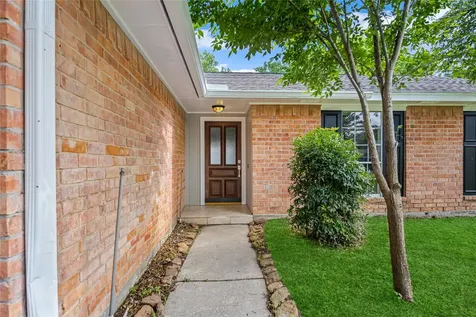 9806 Tanager Lane Conroe TX 77385