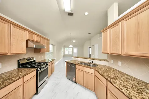 8602 Gander Bayshore Lane Houston TX 77040