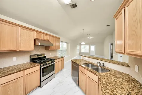 8602 Gander Bayshore Lane Houston TX 77040