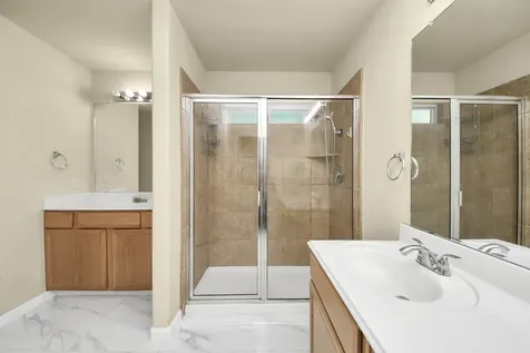 8602 Gander Bayshore Lane Houston TX 77040