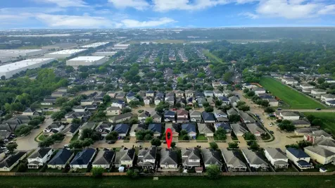 8602 Gander Bayshore Lane Houston TX 77040