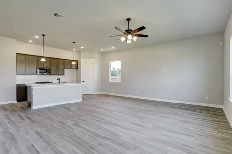 1615 Friendship Trail Seabrook TX 77586
