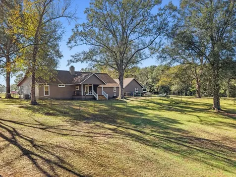 234 Private Road 7023 Kirbyville TX 75956